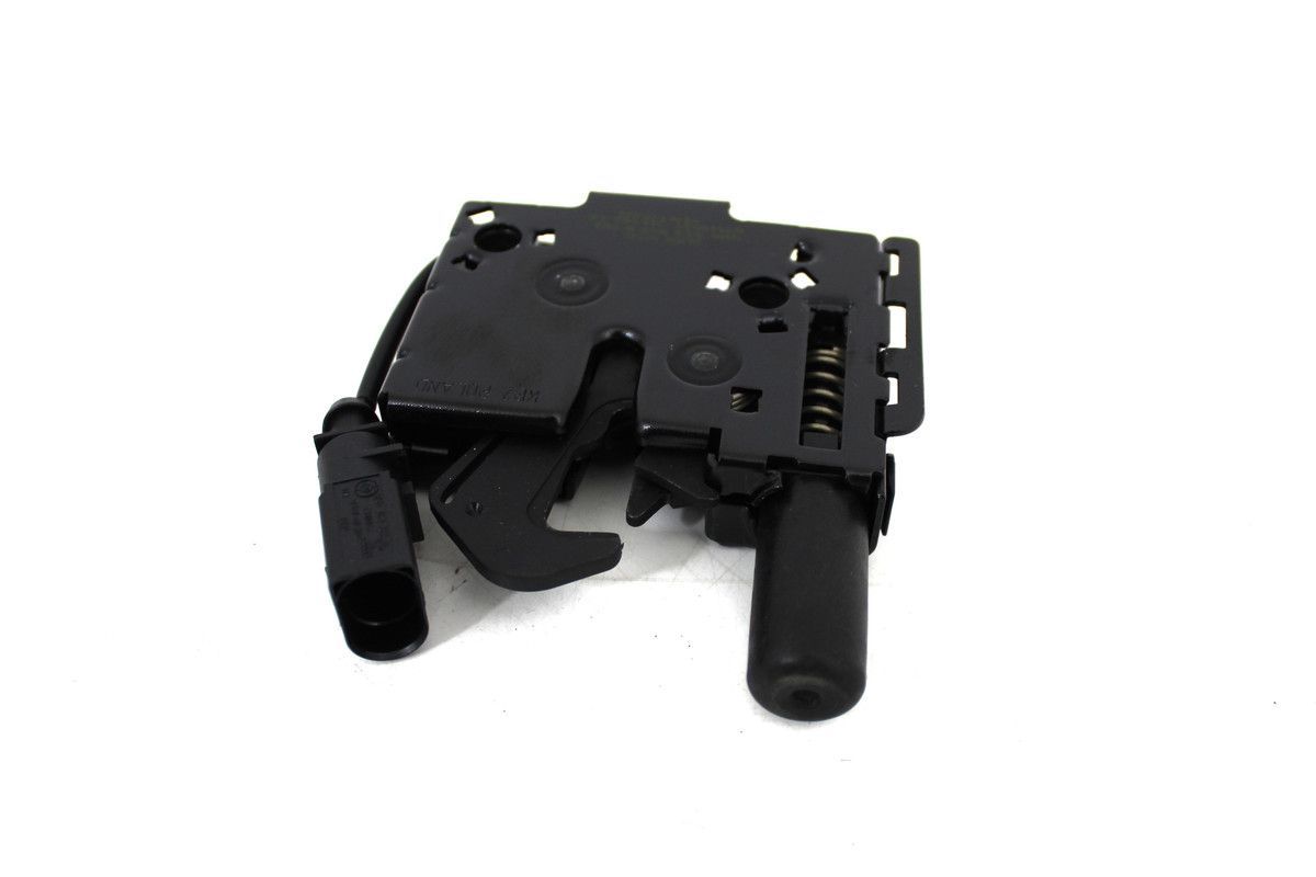 Genuine VAG Bonnet Lock – Audi, Volkswagen (4M0823509B)