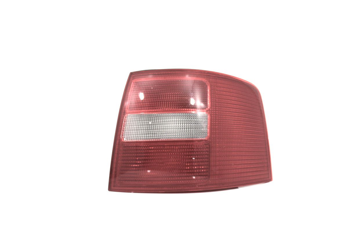 Tailight R/H 4B9945096D, fits Audi A6 & S6 1998 - 2005