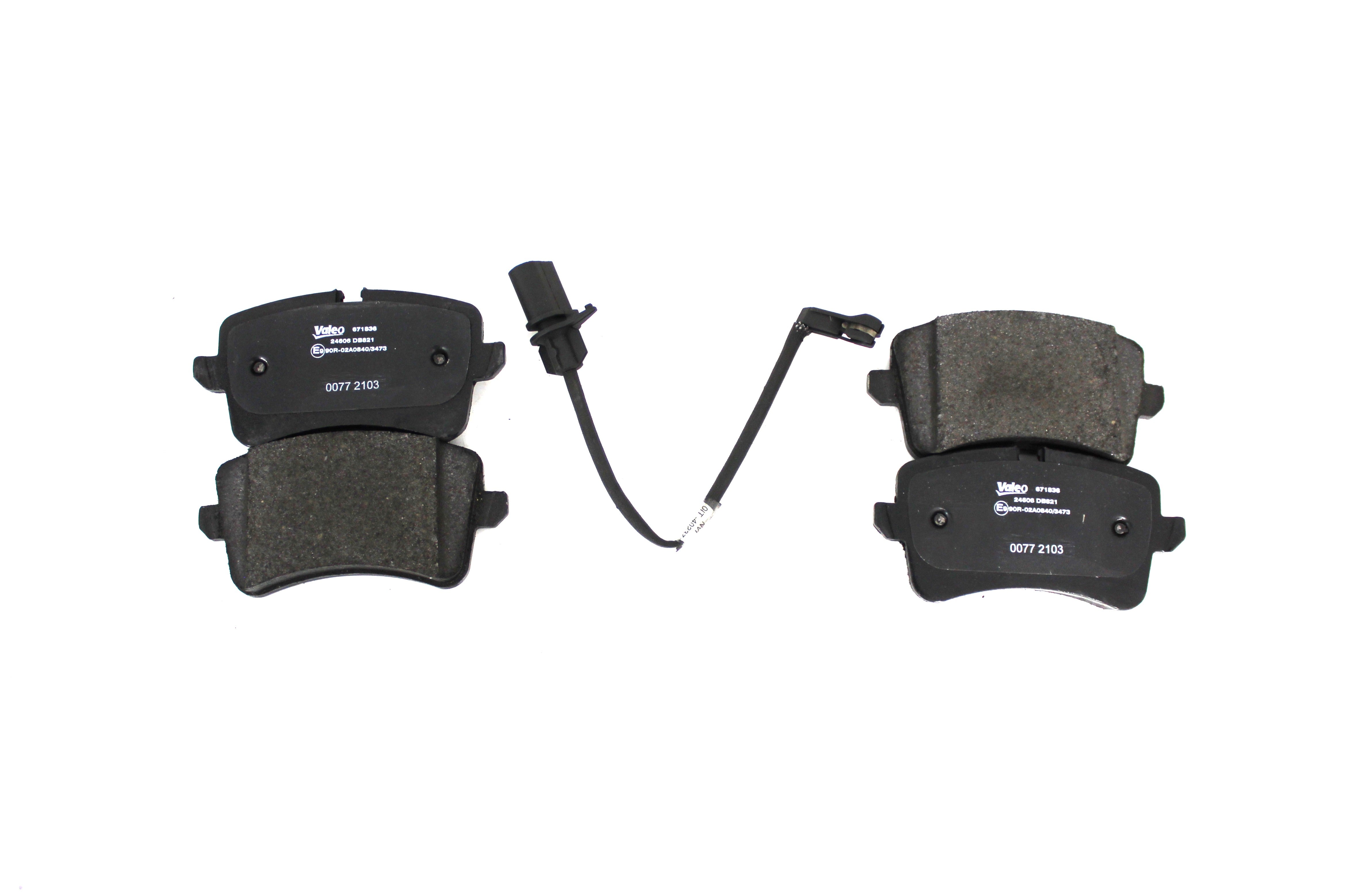 VALEO Disc Brake Pad Set – Audi, Porsche (302454)