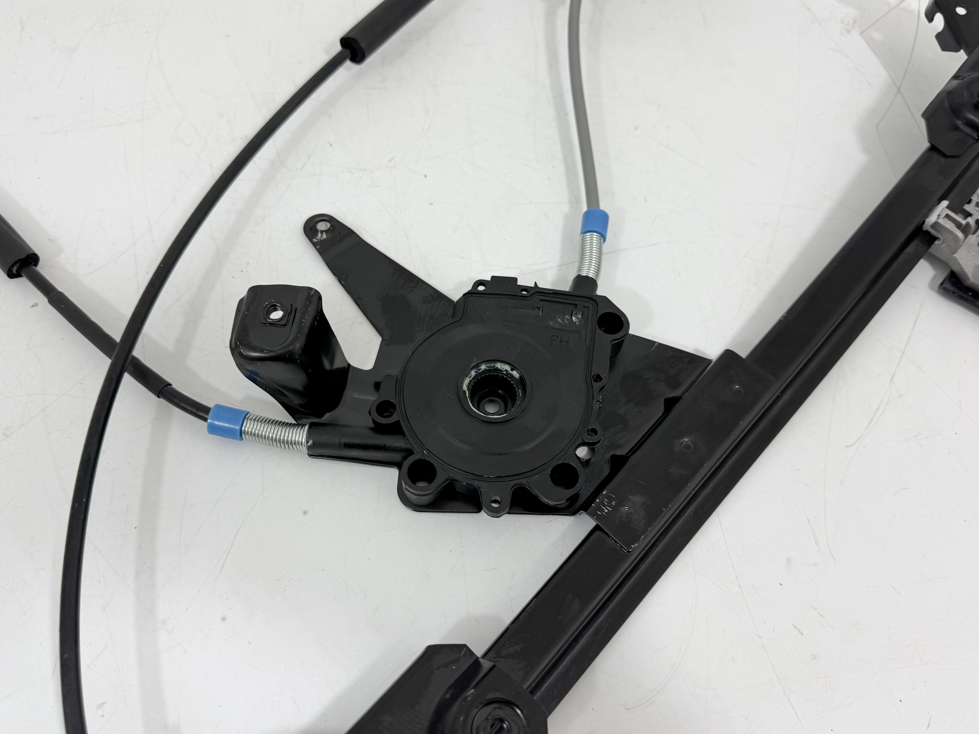 VW Golf Cabrio Mk3 Mk4 Right Front Drivers Window Regulator