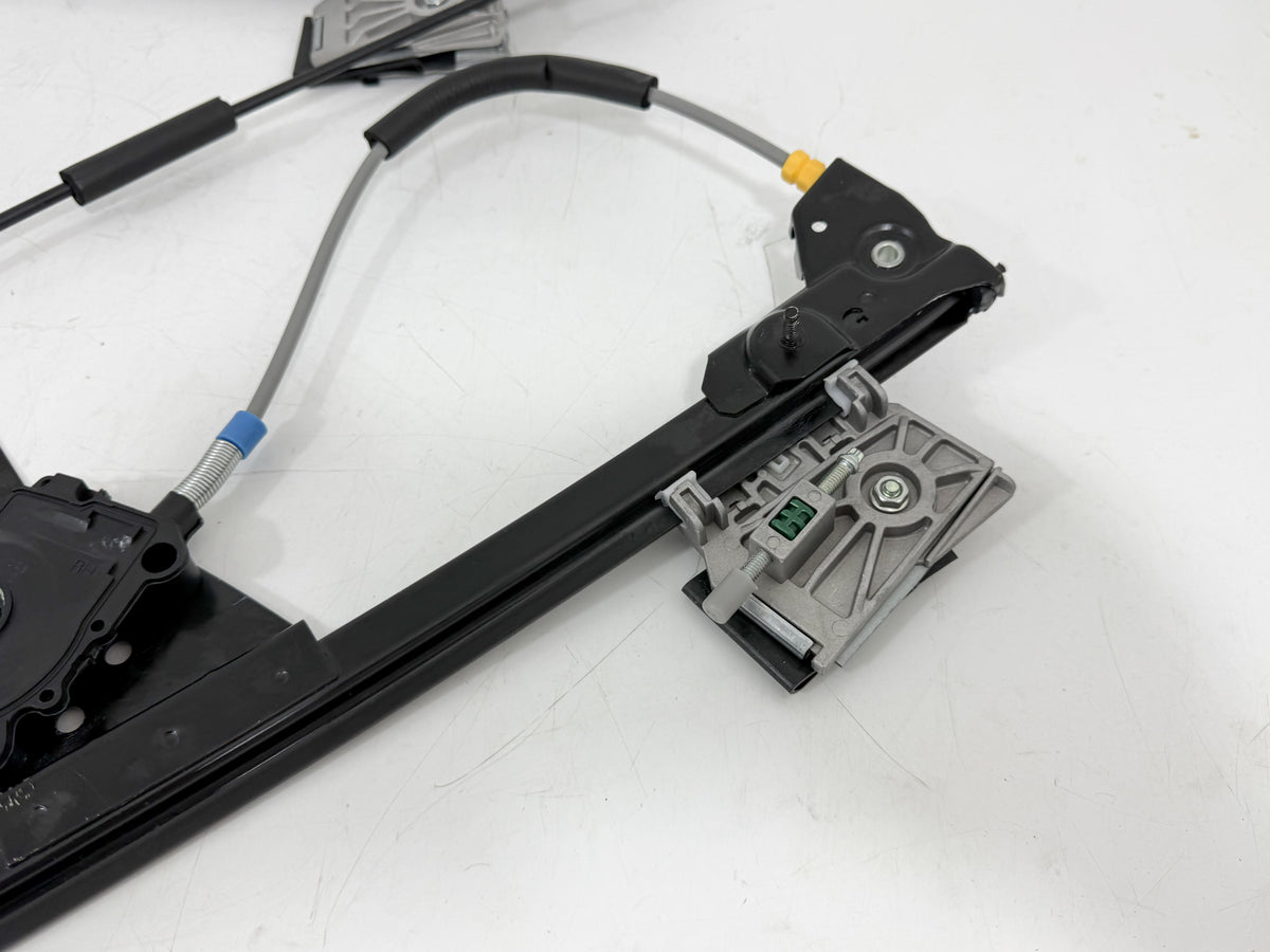 VW Golf Cabrio Mk3 Mk4 Right Front Drivers Window Regulator