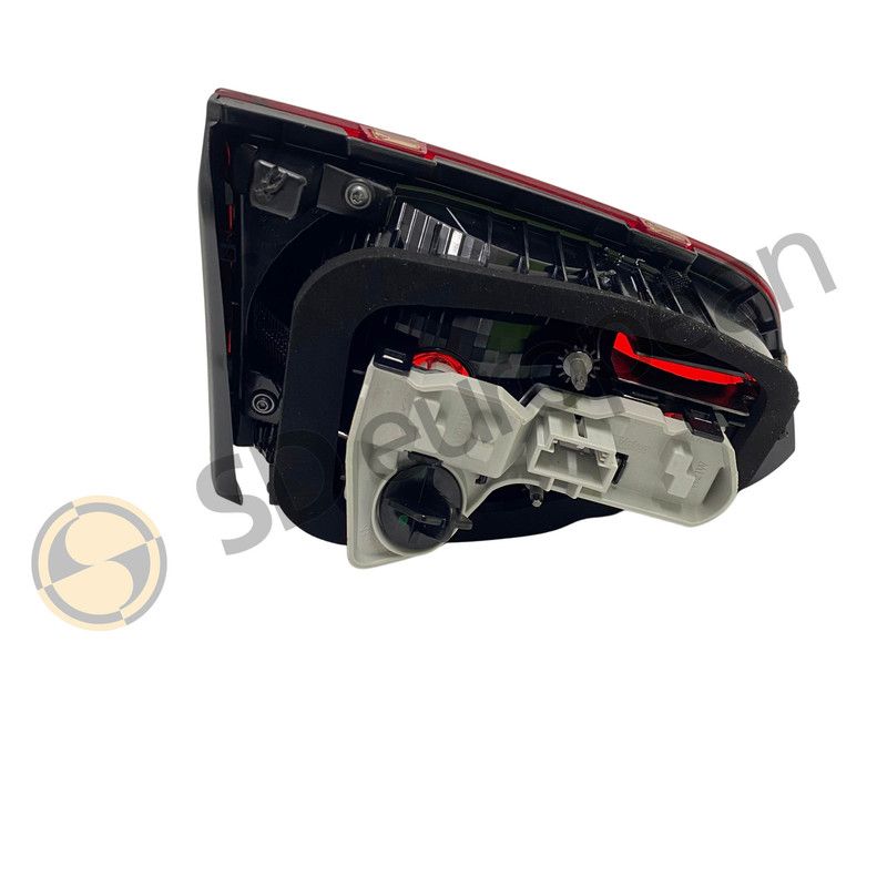 Liftgate Lamp R/H -5/13 - 44944 Fits Volkswagen Golf Series 5G1,Be1,Be2,Bq1,Vii