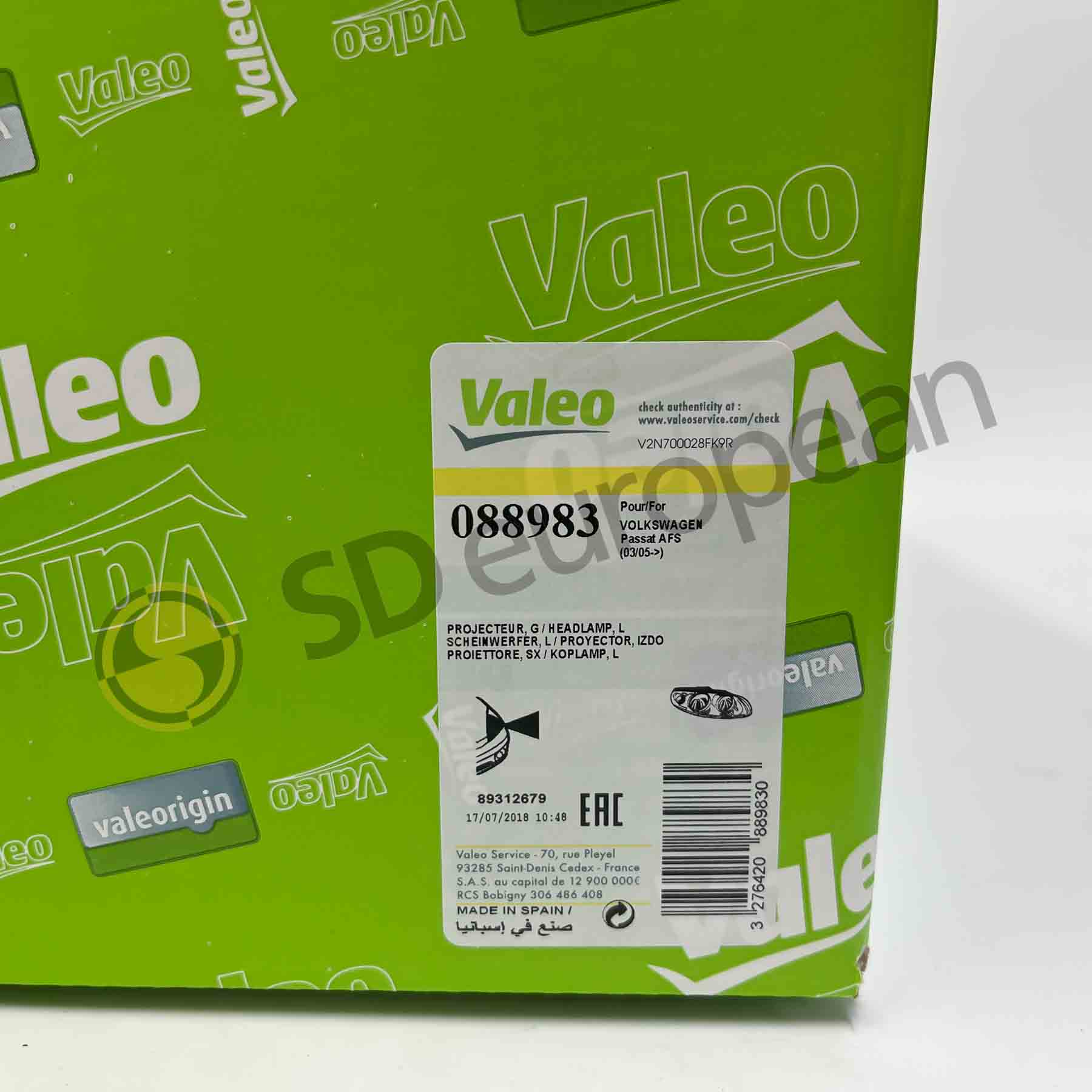 New Genuine Headlight Xenon Right, VW Passat 2005 - 2010