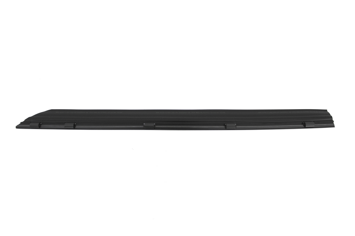 N DOOR MOULD L/H/R - LOWER - BLACK, 51333331191