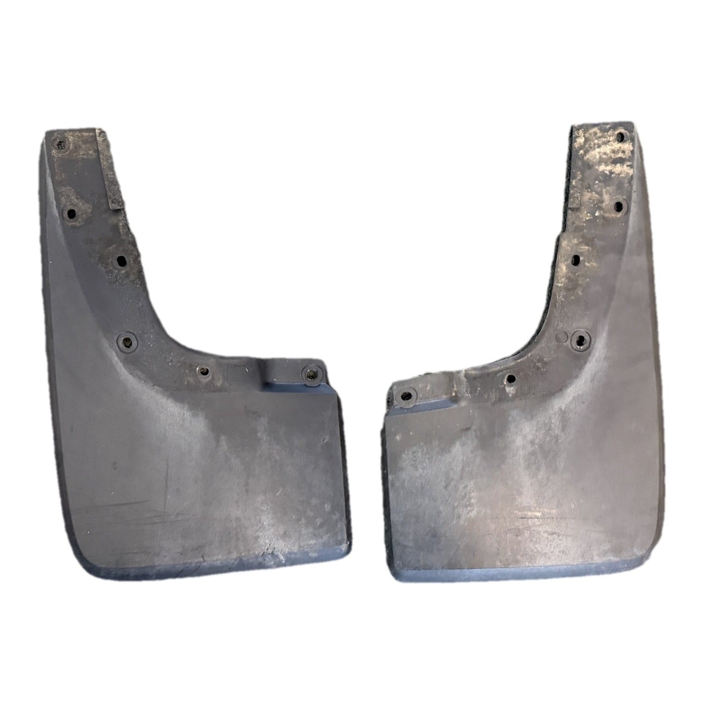 VW Amarok 2H front mud flap set, outer face